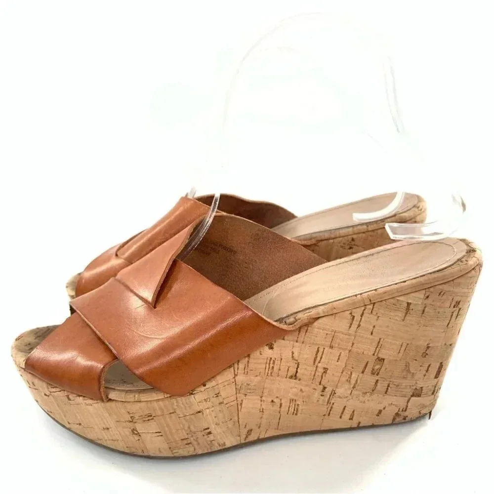 Made in Italy womens sandals size 9 tan leather cork chunky platforms
